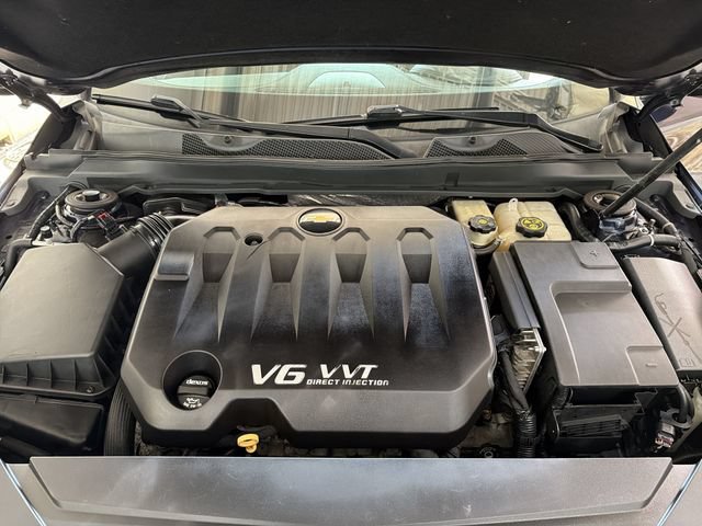 Used 2016 Chevrolet Impala LT FWD image 25