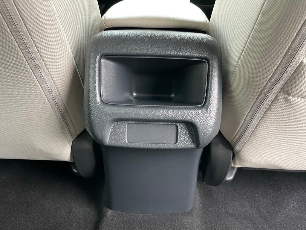 Certified 2025 Honda HR-V LX image 36