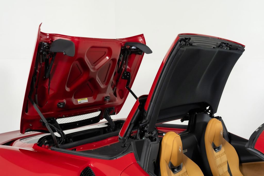 Used 2025 Ferrari 296 GTS image 23