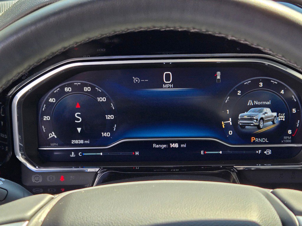 Used 2025 Chevrolet Silverado 1500 LT image 29