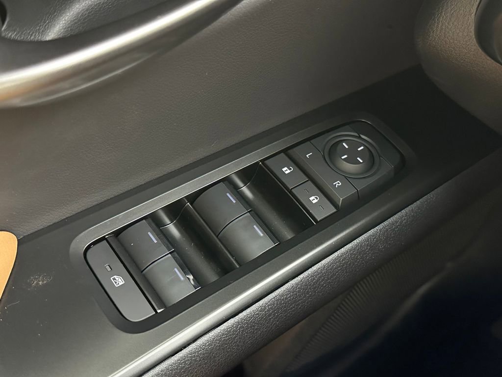 New 2026 Lexus UX 300h AWD image 34