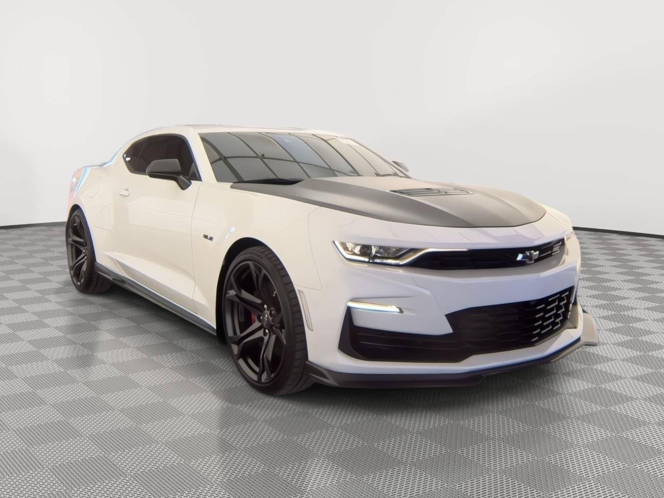 Used 2022 Chevrolet Camaro SS RWD image 14