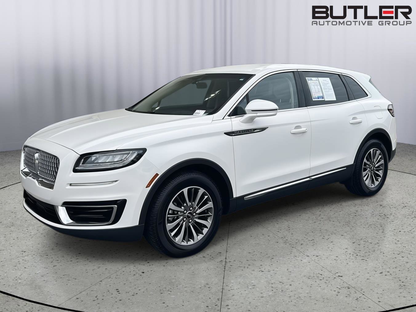 Used 2020 Lincoln Nautilus FWD w/ Equipment Group 101A image 2