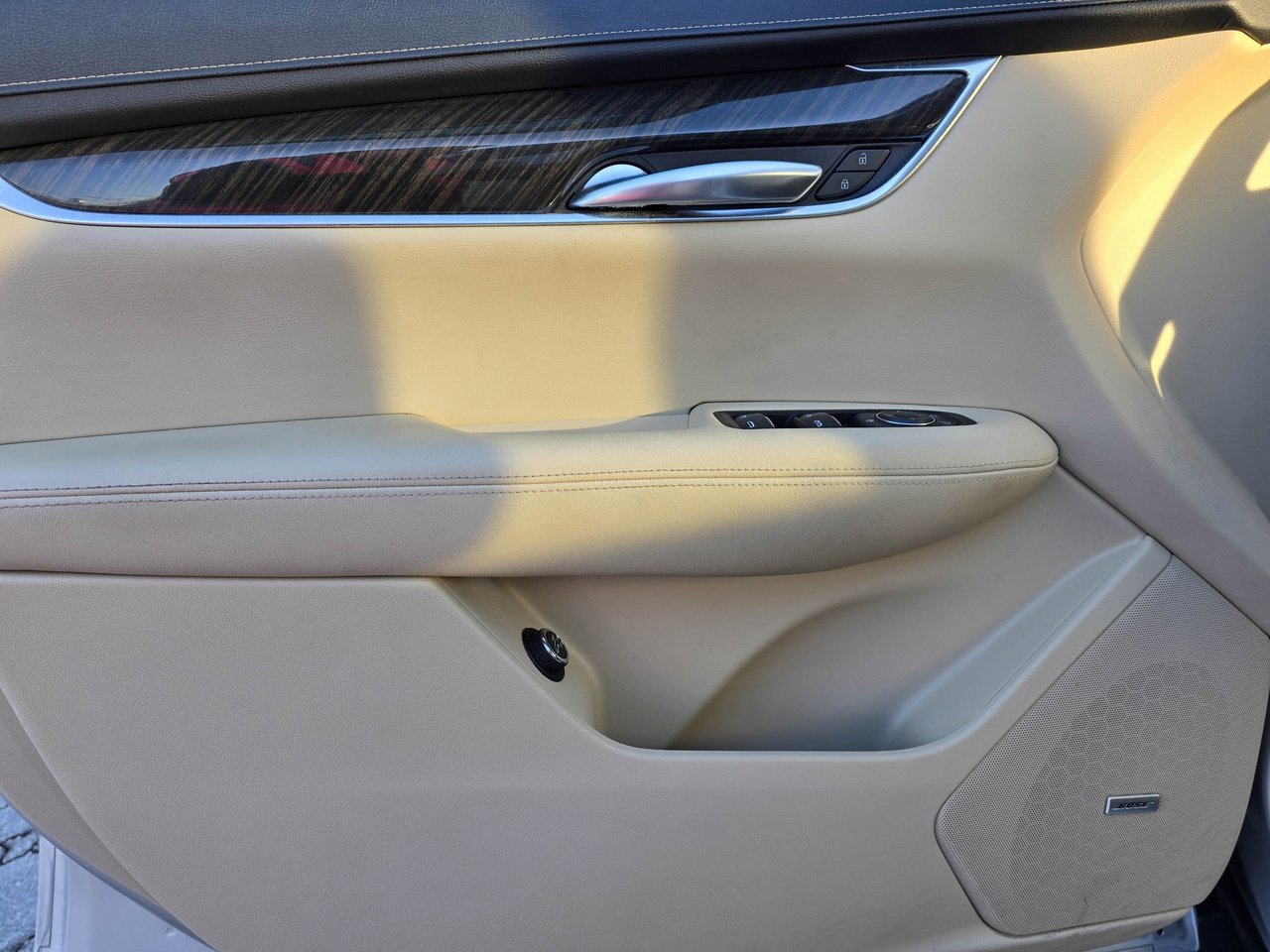 Used 2019 Cadillac XT5 AWD image 9