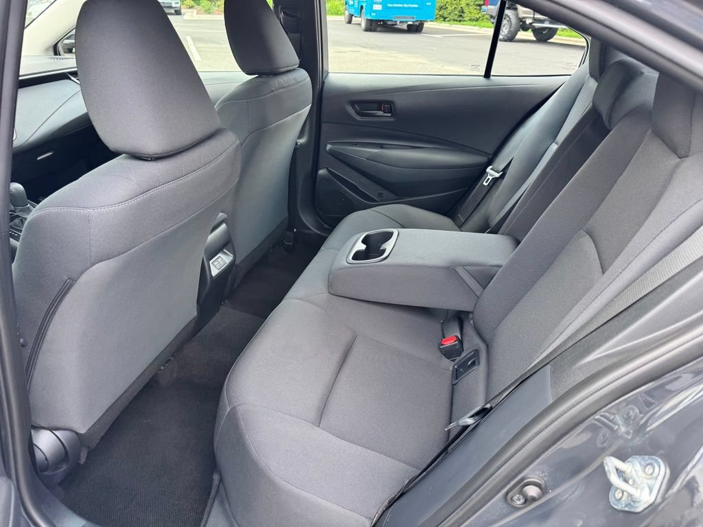 Used 2024 Toyota Corolla LE FWD image 25
