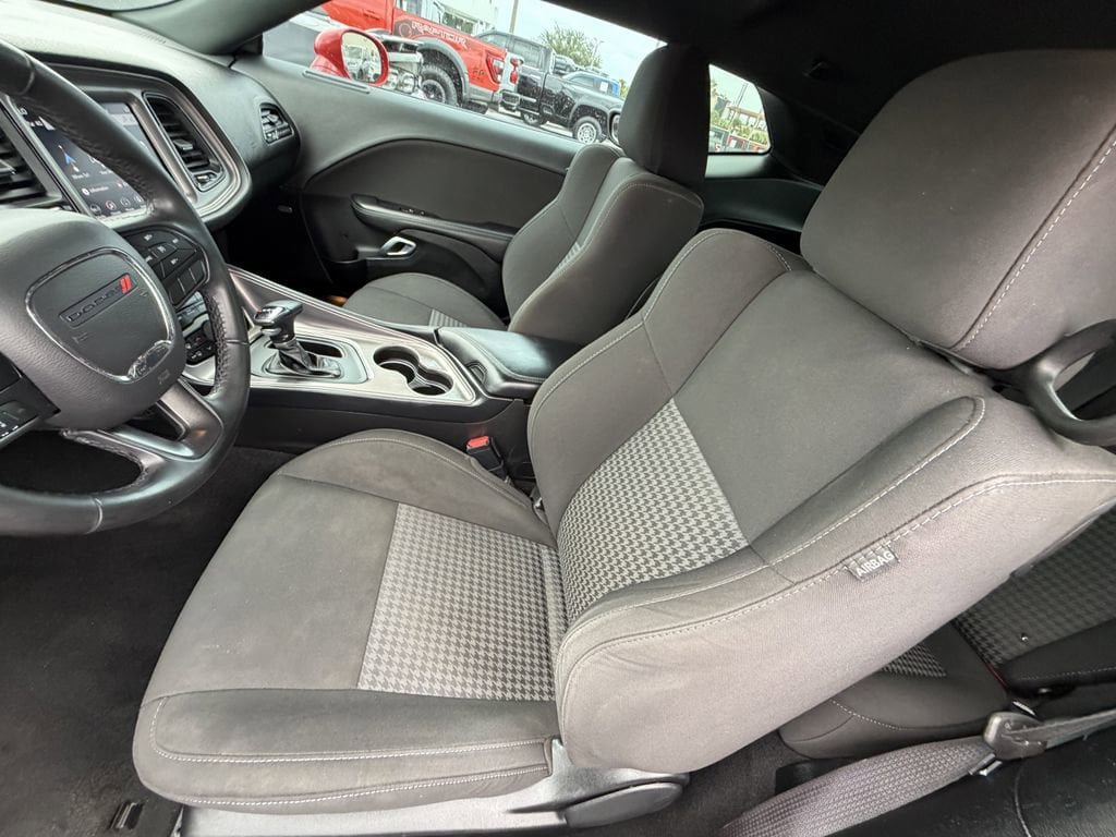 Used 2023 Dodge Challenger GT RWD image 17