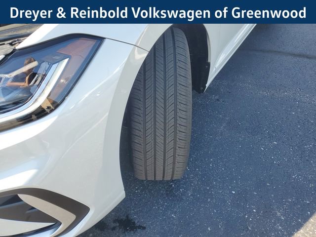 New 2025 Volkswagen Jetta SE image 12