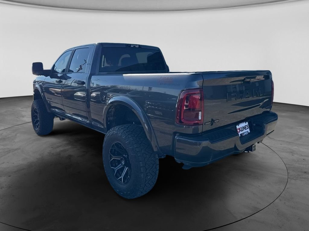 New 2026 RAM 2500 Big Horn AWD/4WD image 6