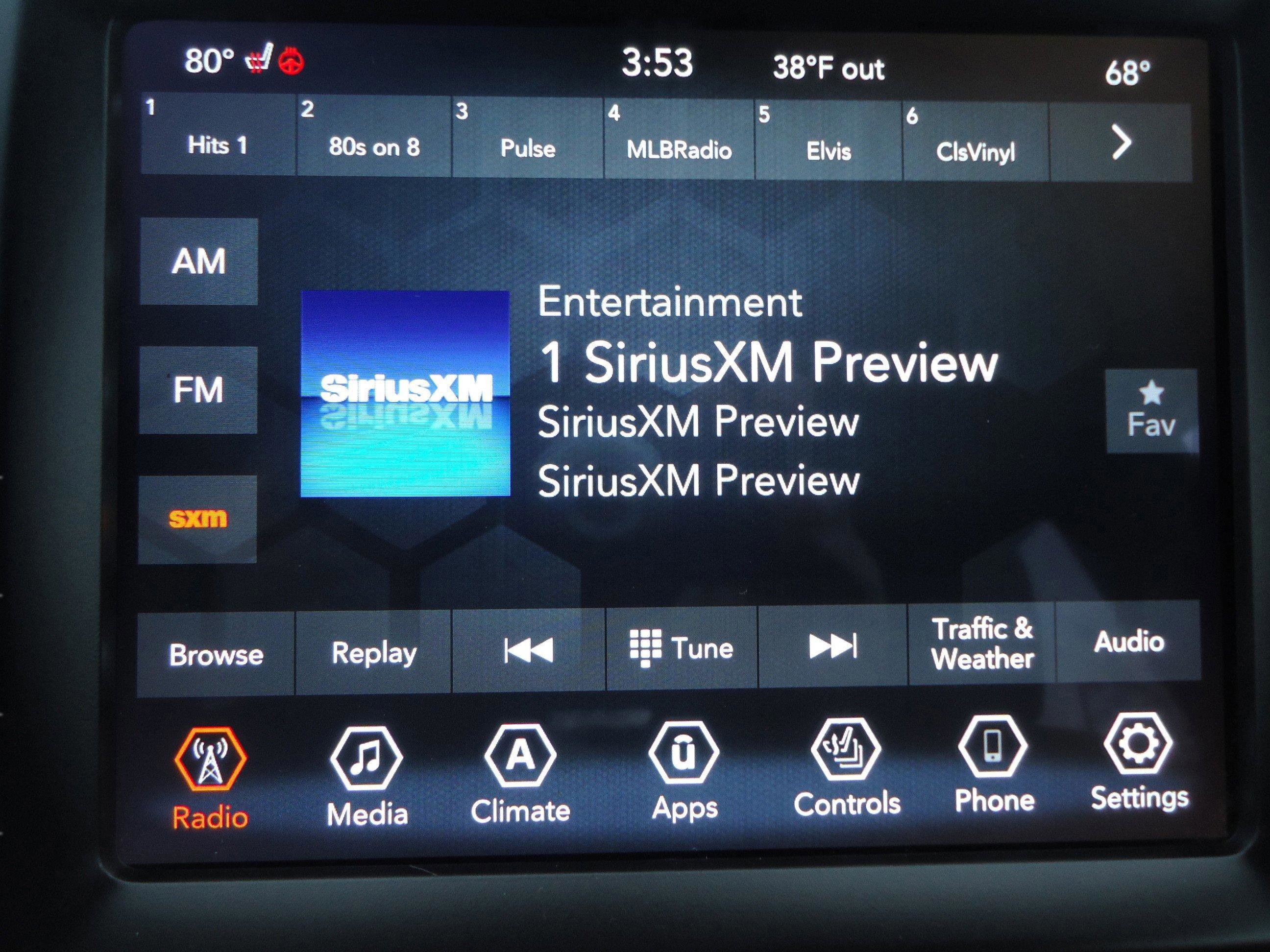 Used 2021 Jeep Cherokee Latitude Lux w/ Comfort/Convenience Group image 17