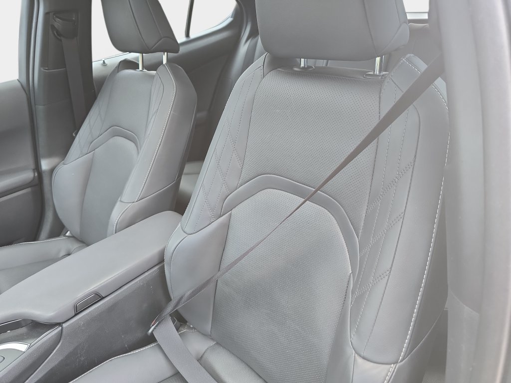 Used 2024 Lexus UX 250h FWD w/ Premium Package image 19