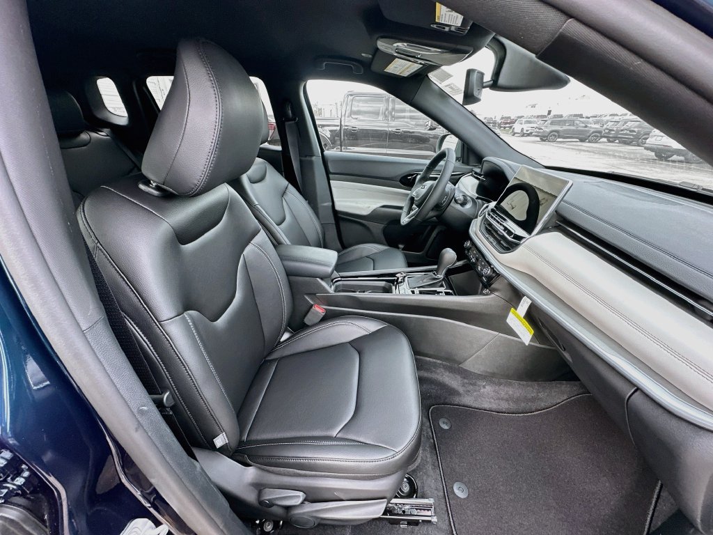 New 2026 Jeep Compass Limited AWD/4WD image 32