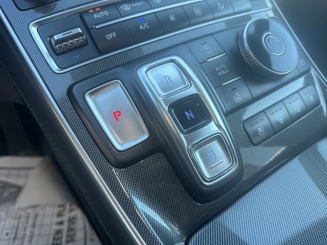 Used 2022 Hyundai Santa Fe Limited image 26