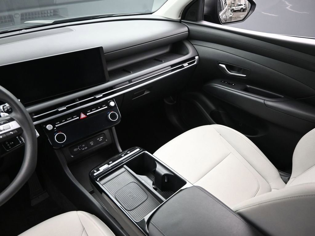 Used 2025 Hyundai Tucson Blue image 13