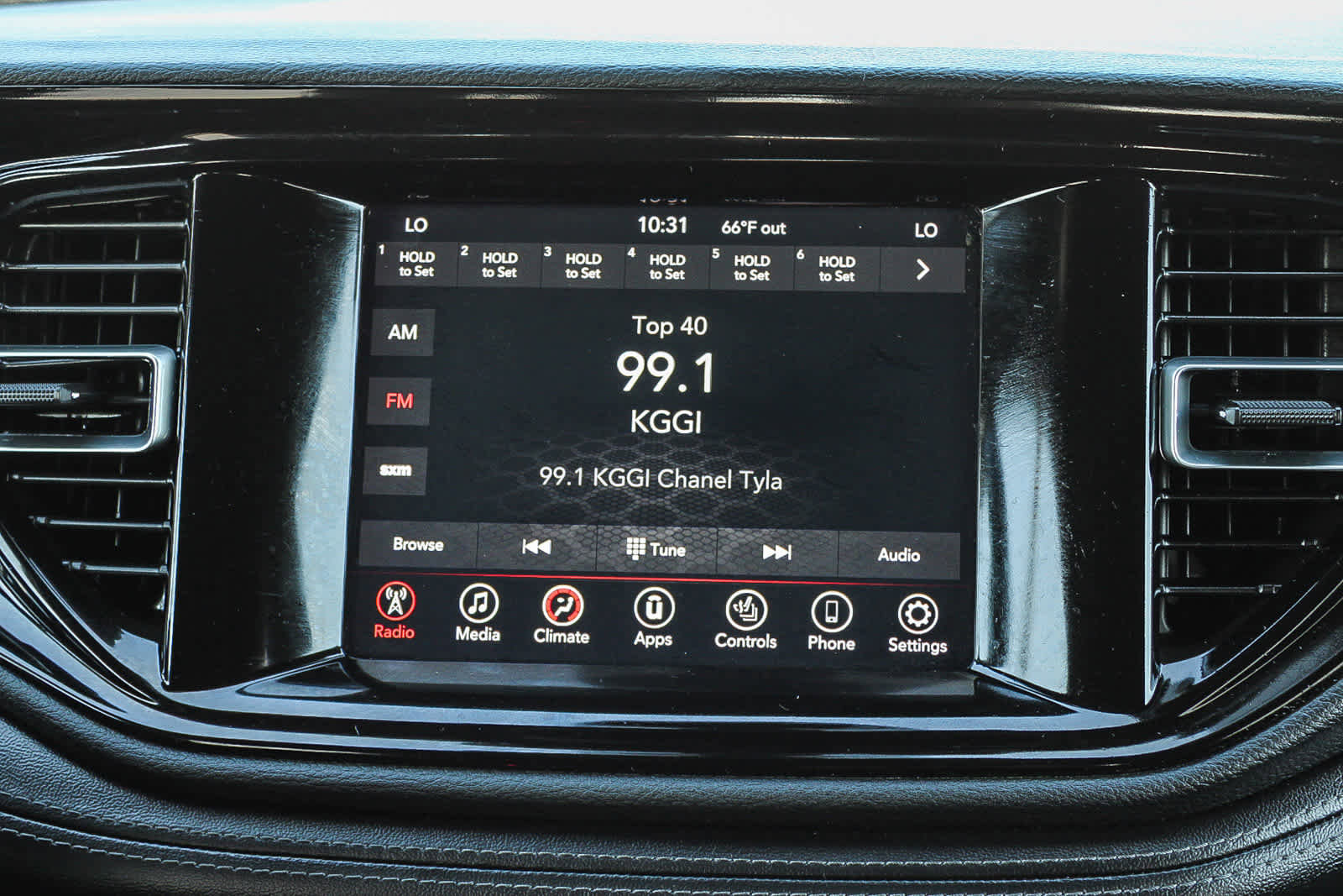 Used 2023 Dodge Durango SXT image 14