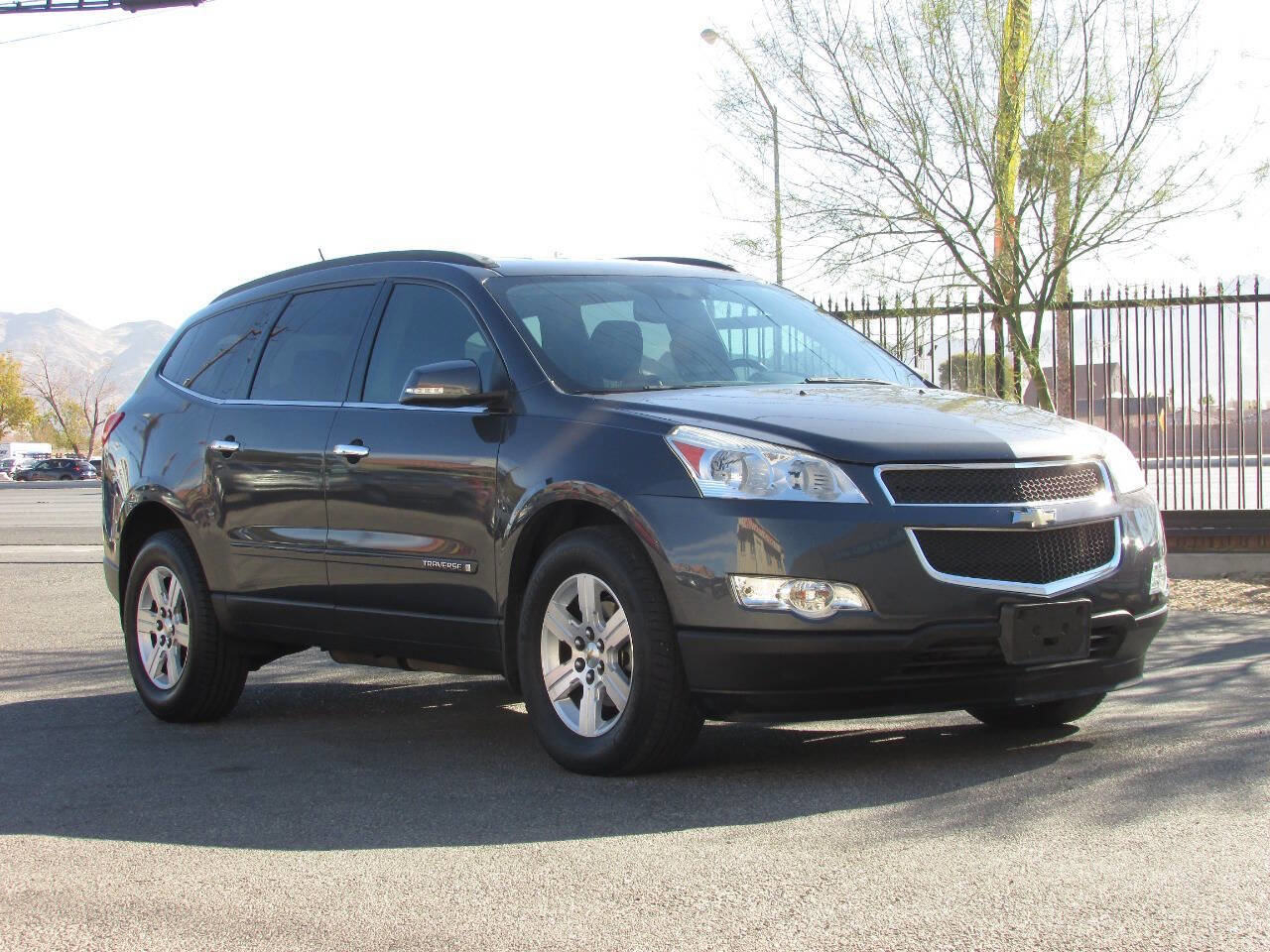 Used 2009 Chevrolet Traverse LT