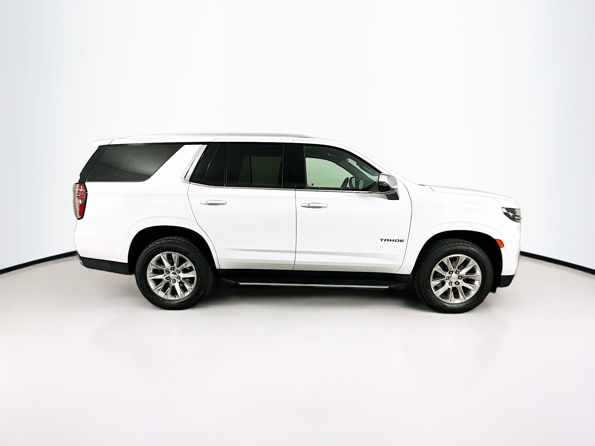 Used 2024 Chevrolet Tahoe Premier image 10