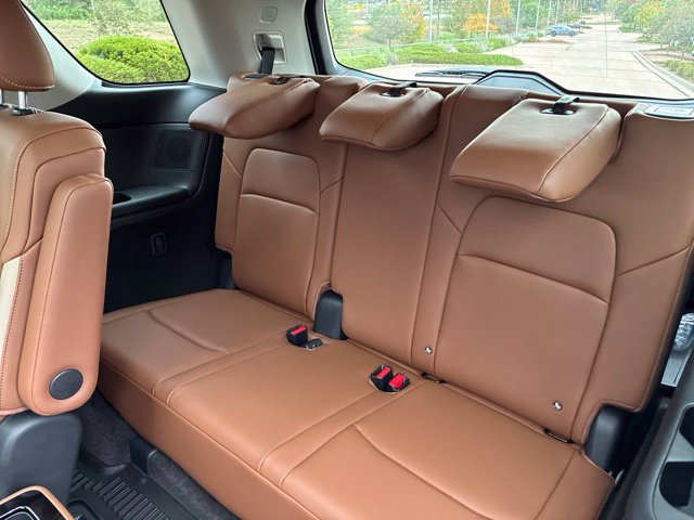 New 2026 Nissan Pathfinder Platinum AWD/4WD image 11
