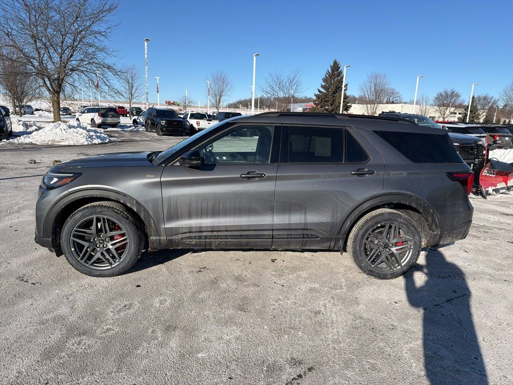 New 2026 Ford Explorer ST-Line w/ ST-Line Street Pack image 7