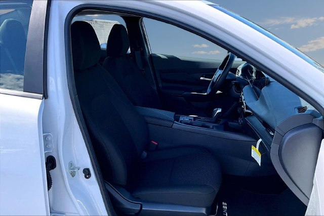 New 2027 Nissan Sentra S w/ Floor Mat Package FWD image 10