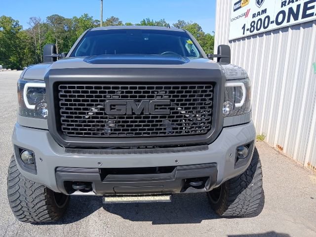 Used 2015 GMC Sierra 2500 Denali w/ Duramax Plus Package AWD/4WD image 13
