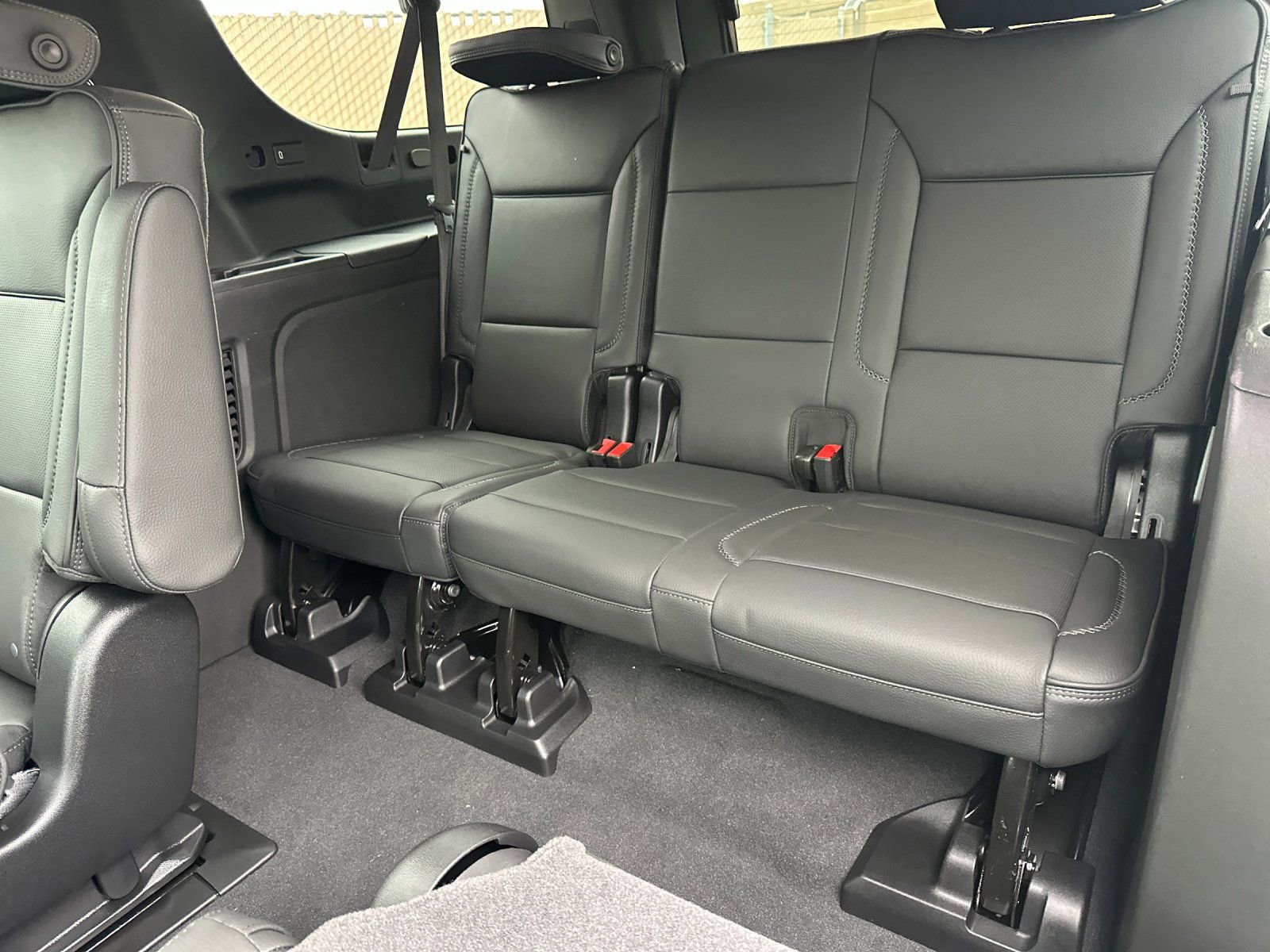 New 2026 GMC Yukon XL Denali w/ Sun & Power Step Package AWD/4WD image 15