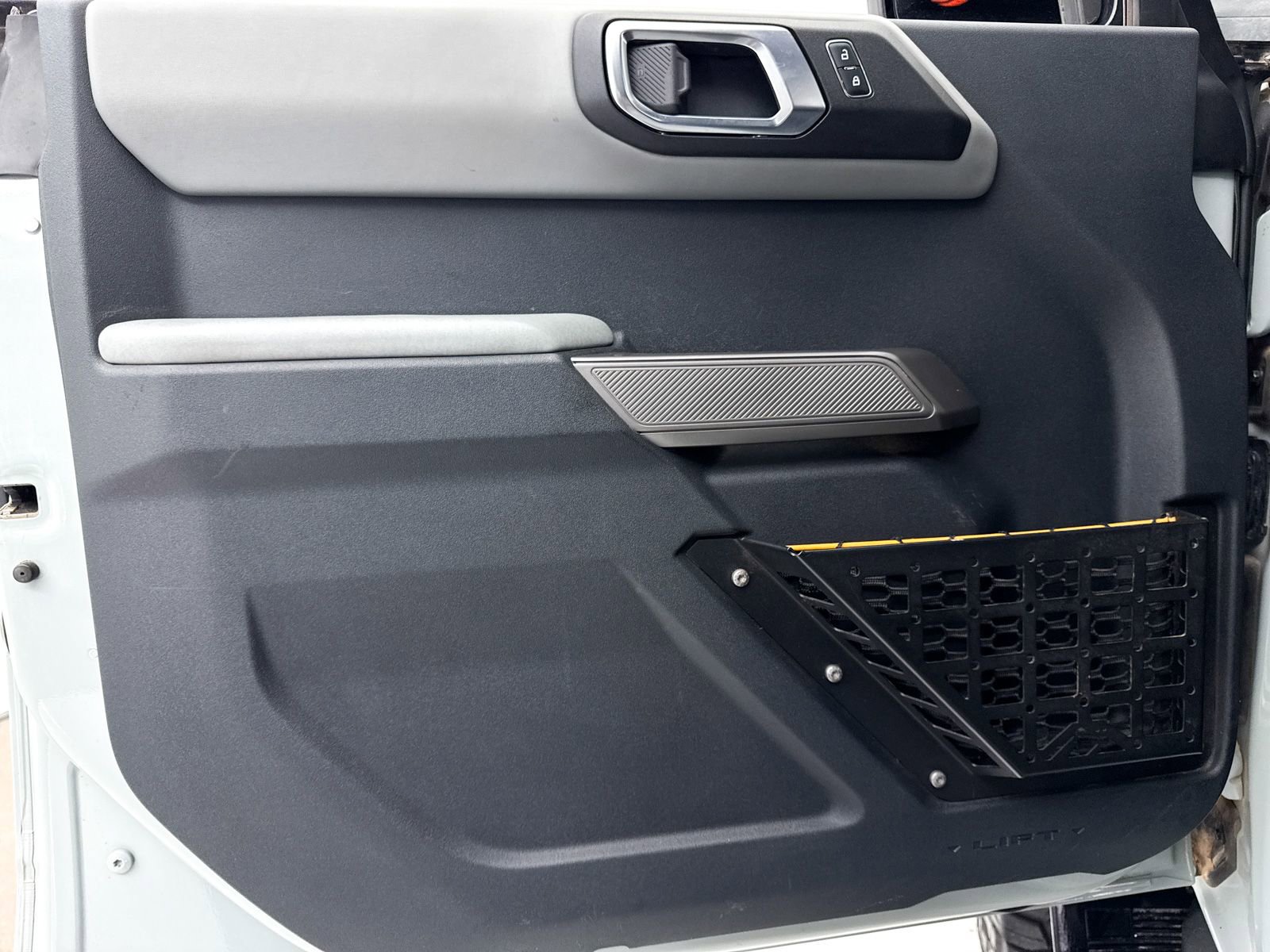 Used 2021 Ford Bronco Badlands image 31