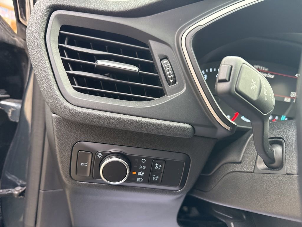 Certified 2022 Ford Escape SE w/ SE Sport Appearance Package image 13