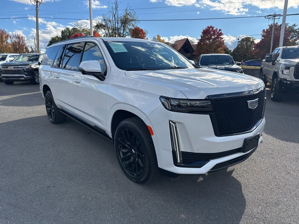 Used 2021 Cadillac Escalade ESV Sport Platinum w/ LPO, ONYX Package image 7