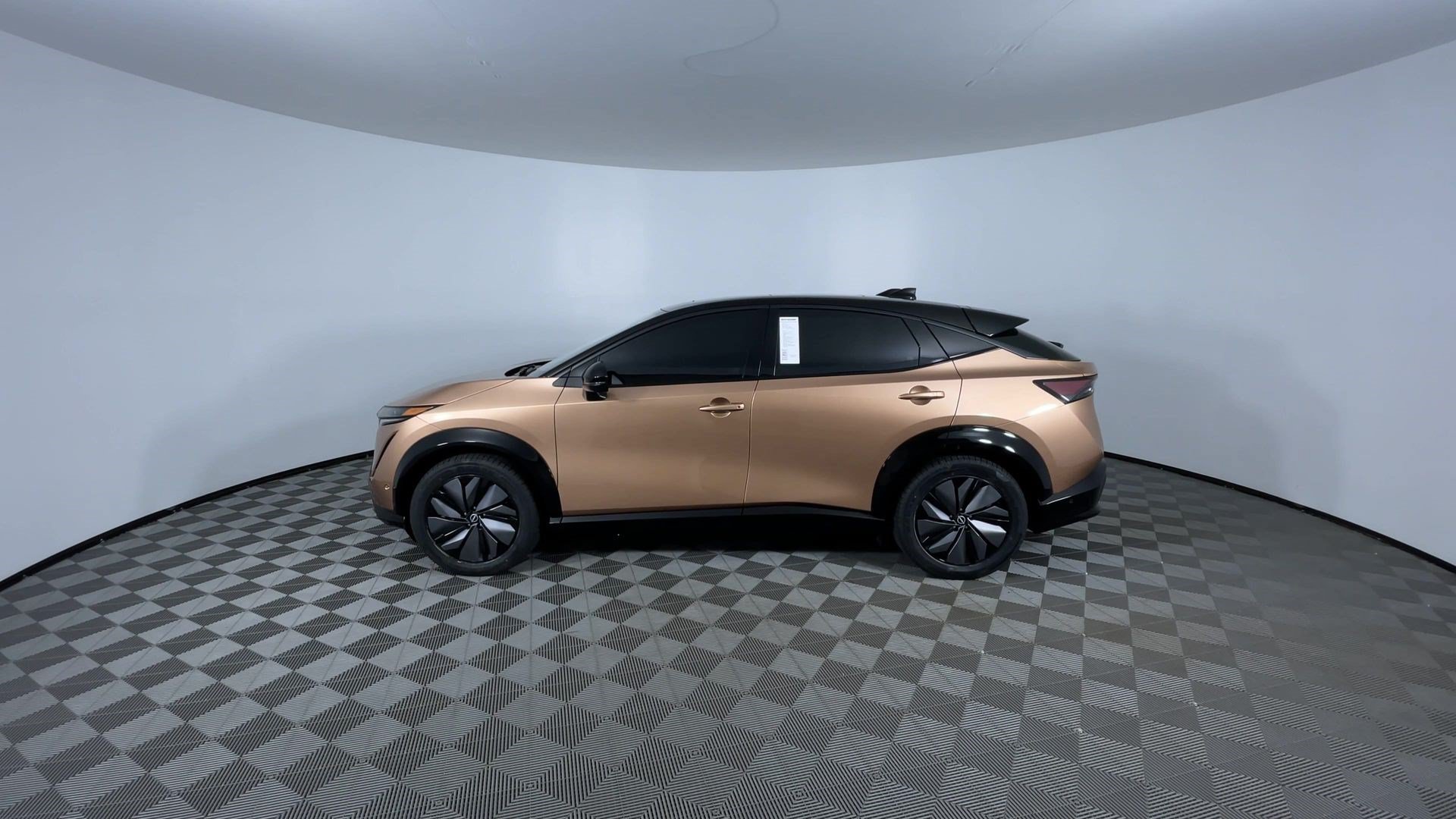 Certified 2024 Nissan Ariya AWD image 5