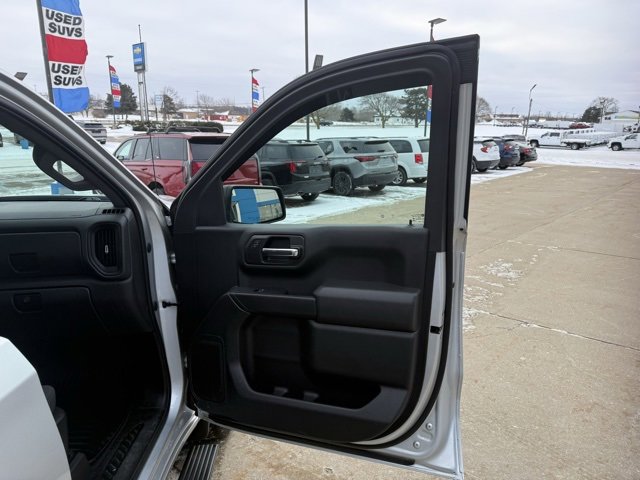 Used 2022 Chevrolet Silverado 1500 Custom image 16