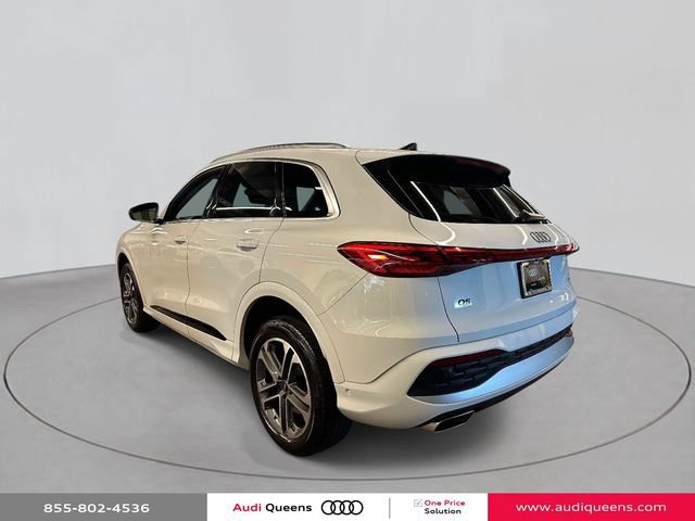 Used 2025 Audi Q5 Premium Plus w/ Premium Plus AWD/4WD image 3