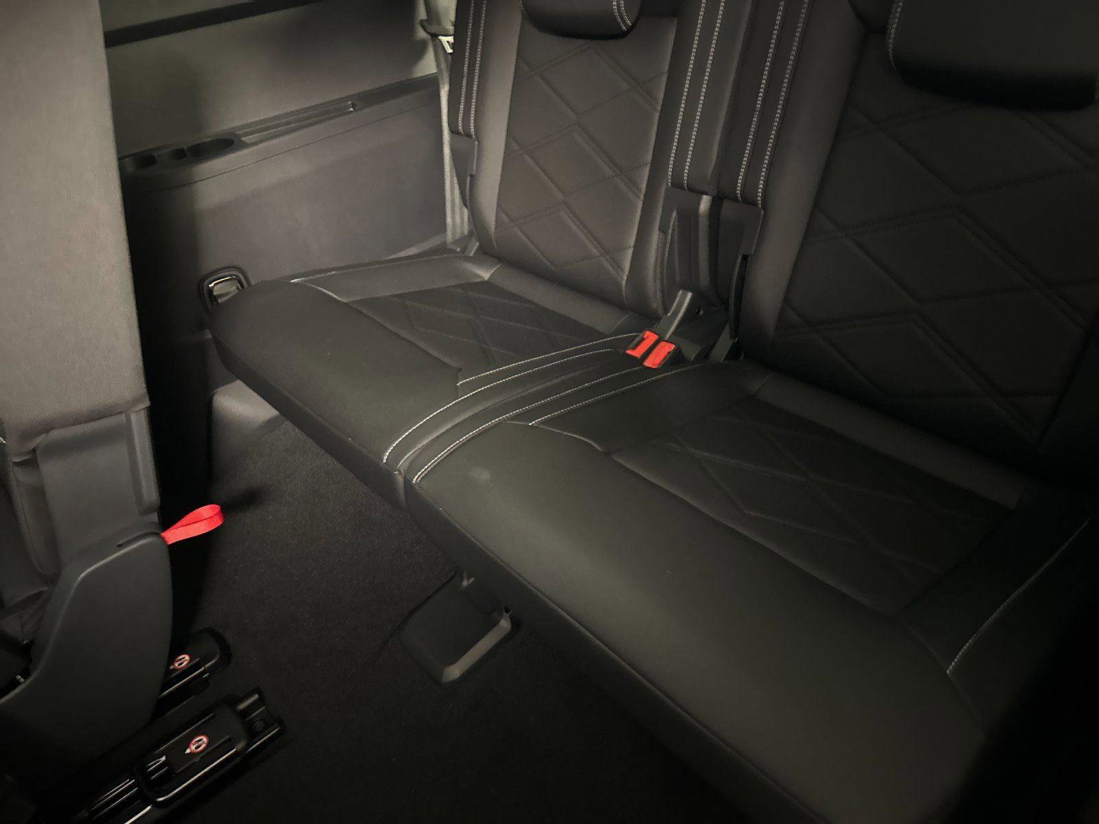 New 2026 Volkswagen Atlas SE image 14