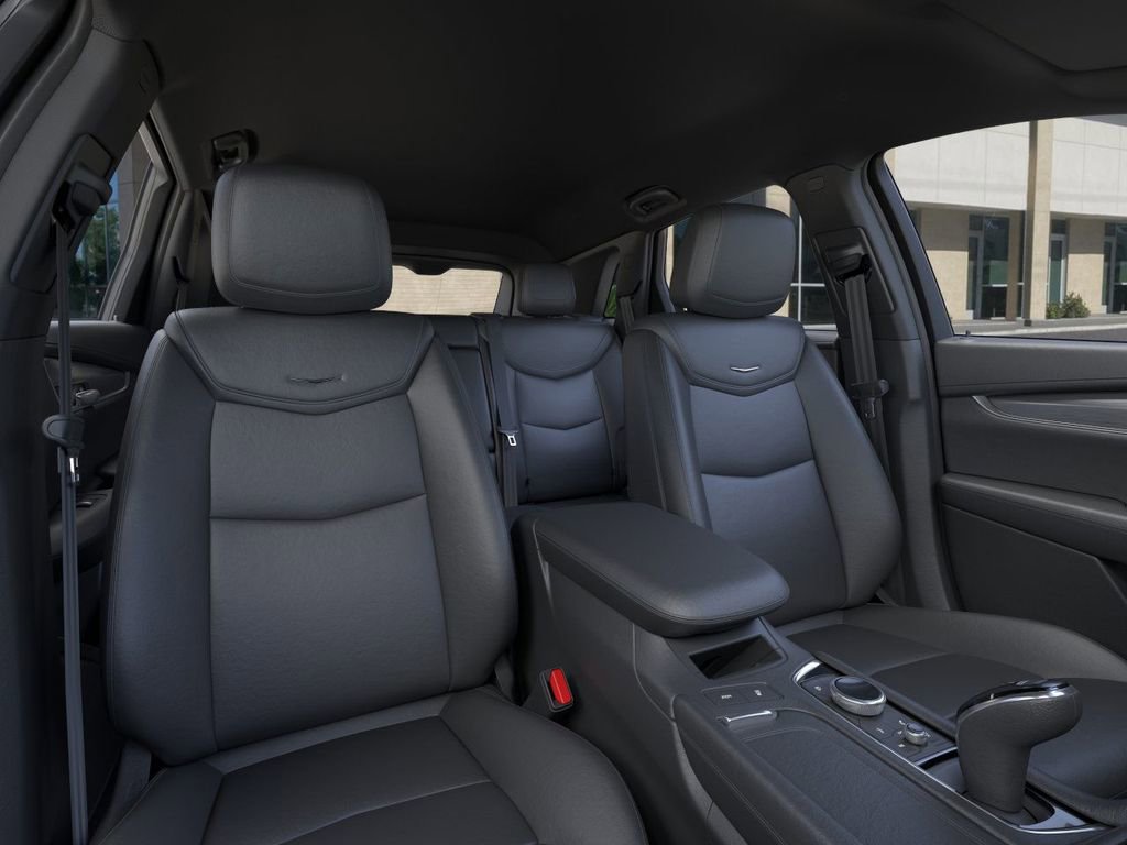Certified 2025 Cadillac XT5 Luxury image 16
