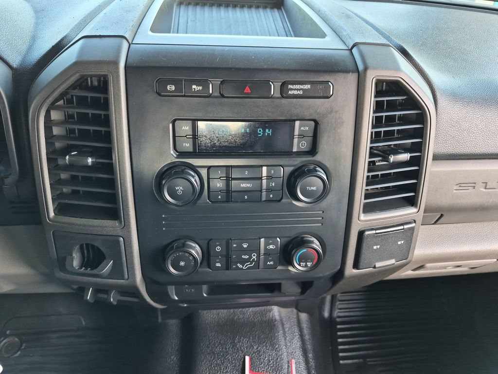 Used 2019 Ford F250 XL w/ Power Equipment Group RWD image 12