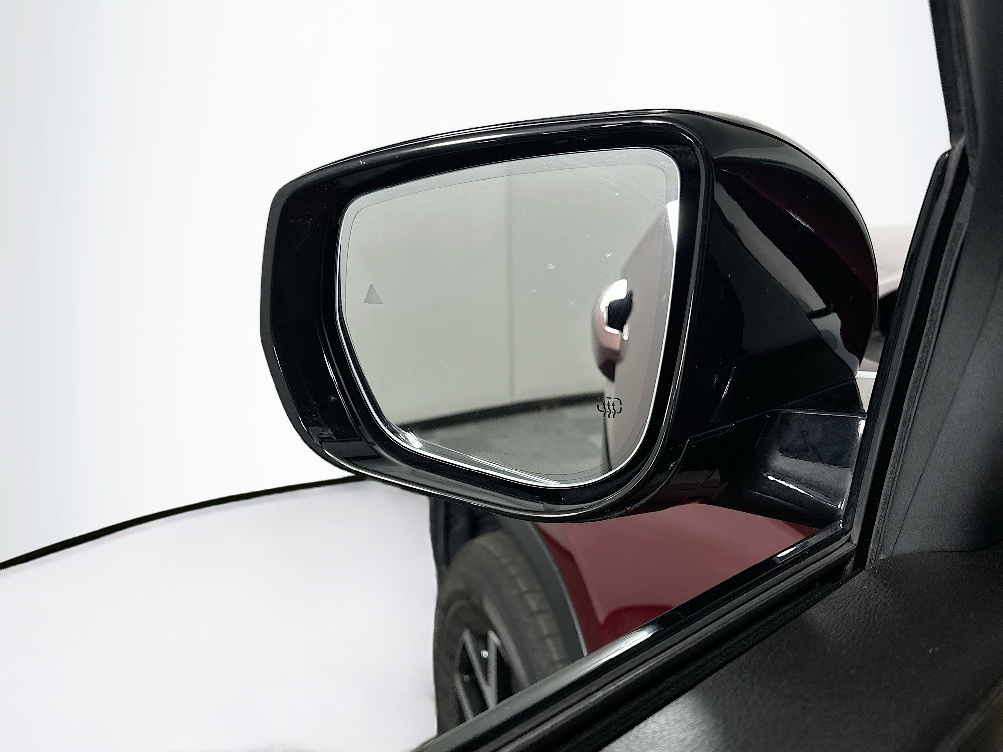 Used 2023 Jeep Grand Cherokee Limited w/ Luxury Tech Group II image 16