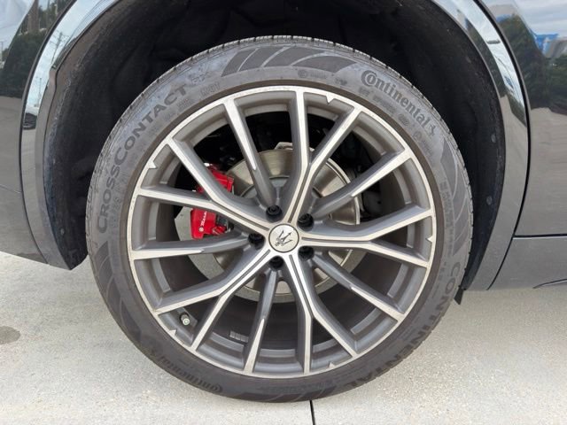 Used 2023 Maserati Grecale Modena AWD/4WD image 19