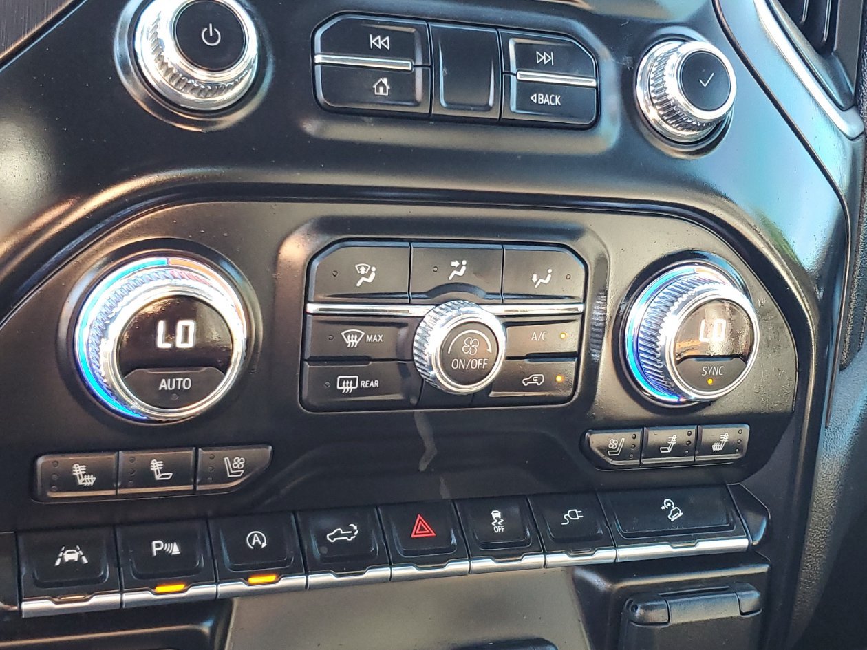 Used 2021 GMC Sierra 1500 AT4 w/ AT4 Premium Package AWD/4WD image 23