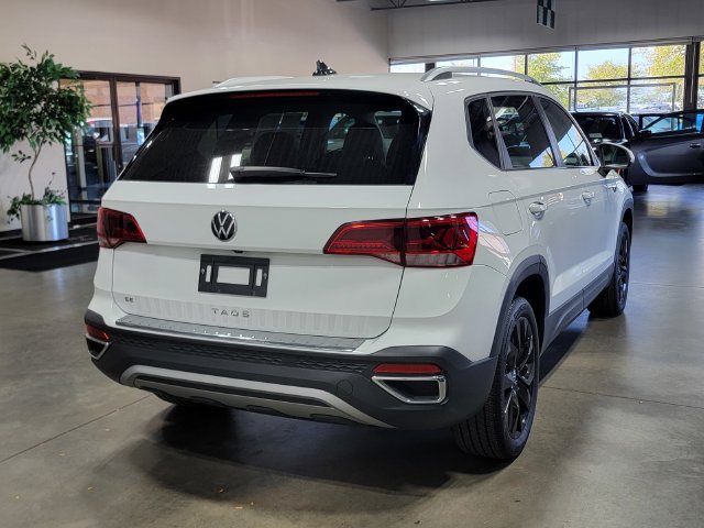 Used 2023 Volkswagen Taos SE FWD image 5