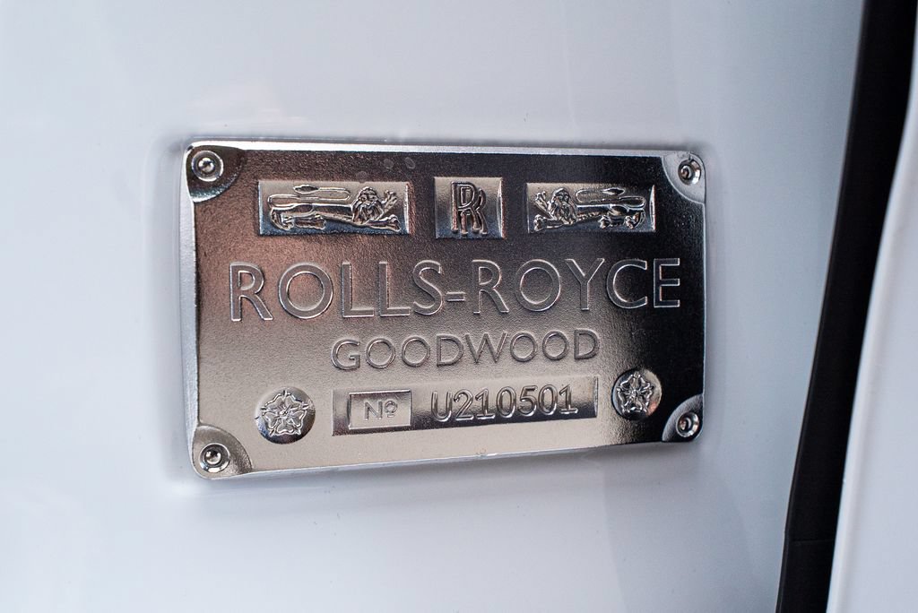 Used 2022 Rolls-Royce Phantom Sedan w/ The Phantom Package RWD image 66