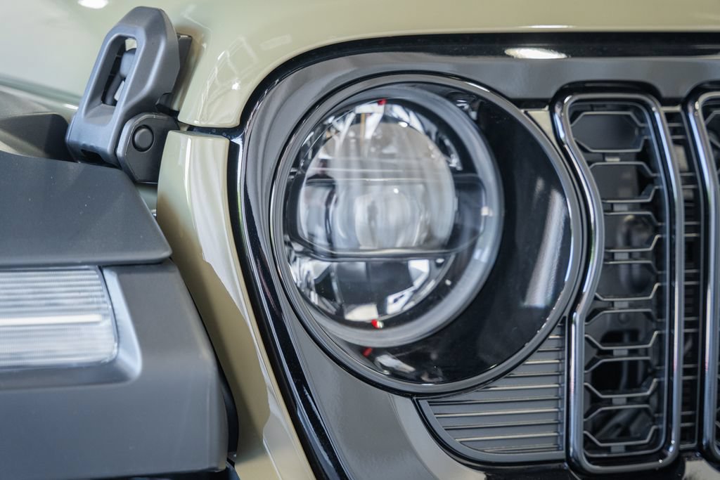 New 2026 Jeep Wrangler Sport AWD/4WD image 10