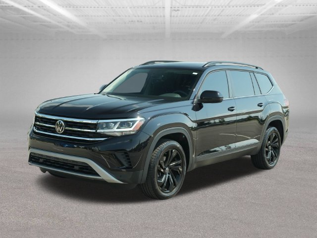 Used 2023 Volkswagen Atlas SE w/ Panoramic Sunroof Package FWD image 3