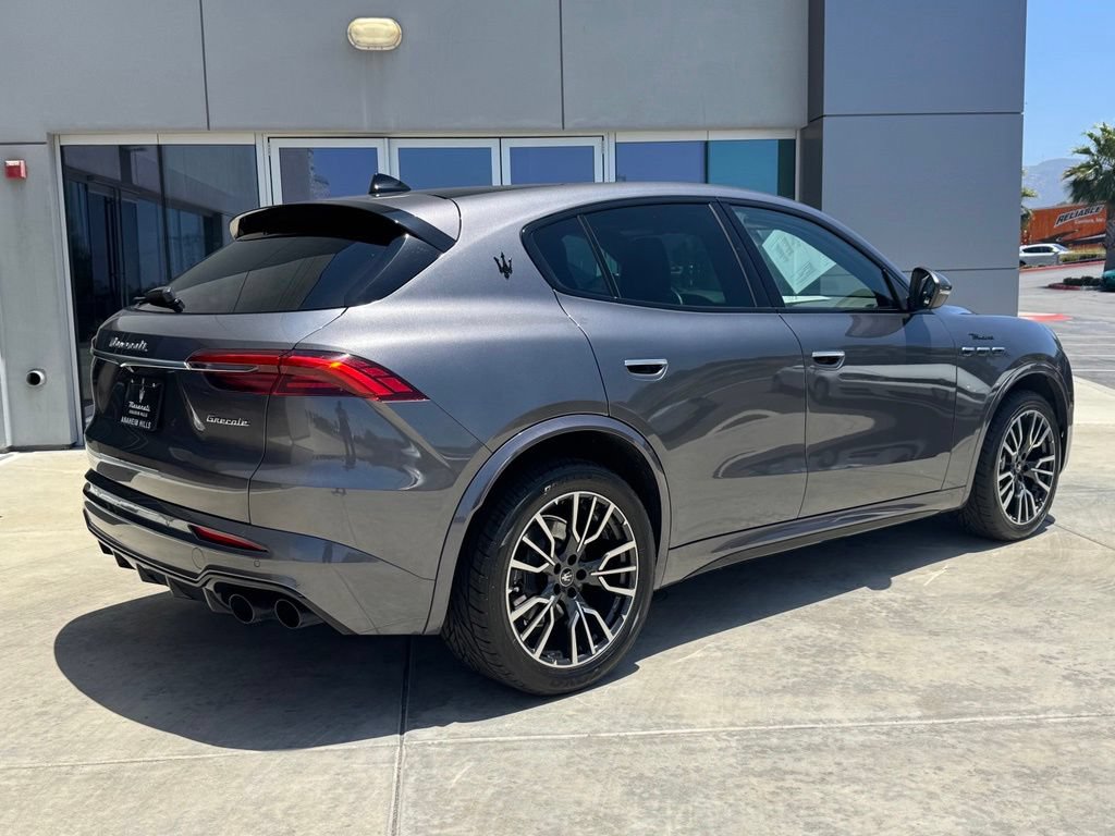 Certified 2023 Maserati Grecale Modena AWD/4WD image 8