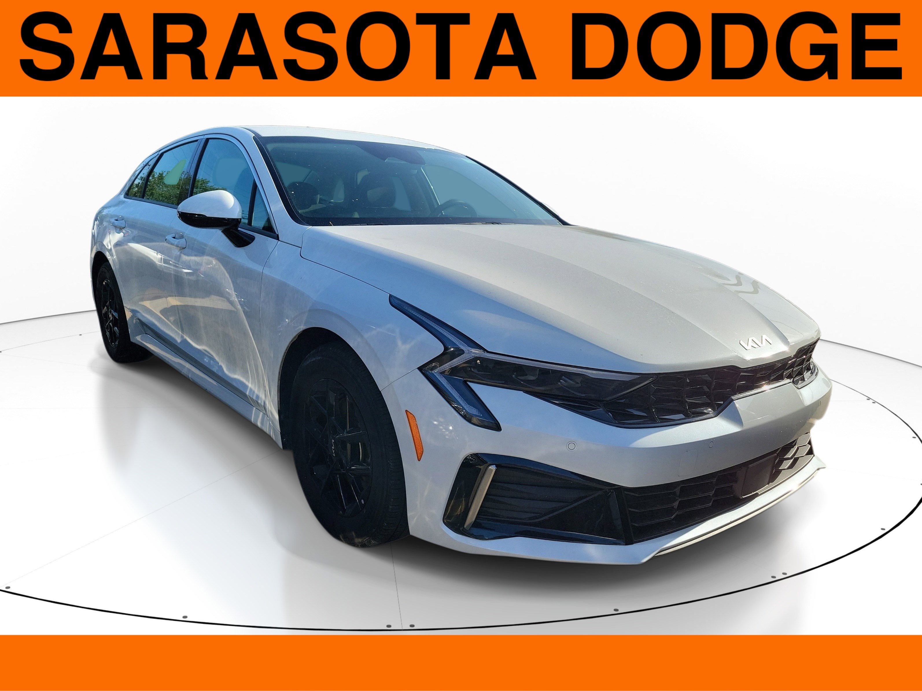 Used 2025 Kia K5 LXS FWD image 1