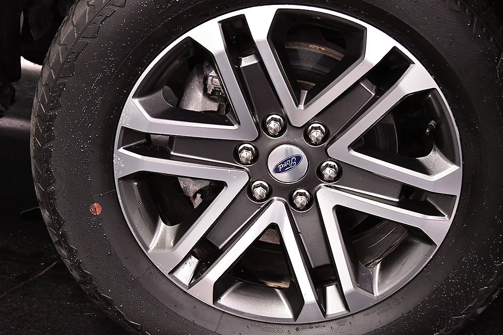 Used 2022 Ford F150 XL w/ STX Appearance Package image 9