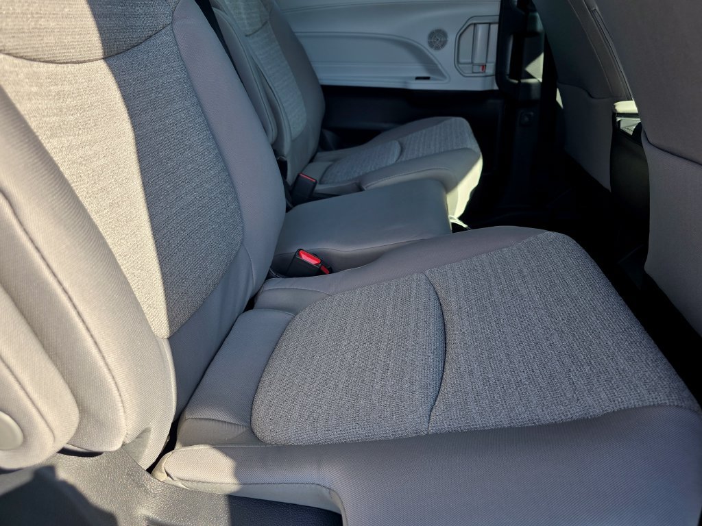 New 2026 Toyota Sienna LE AWD/4WD image 16