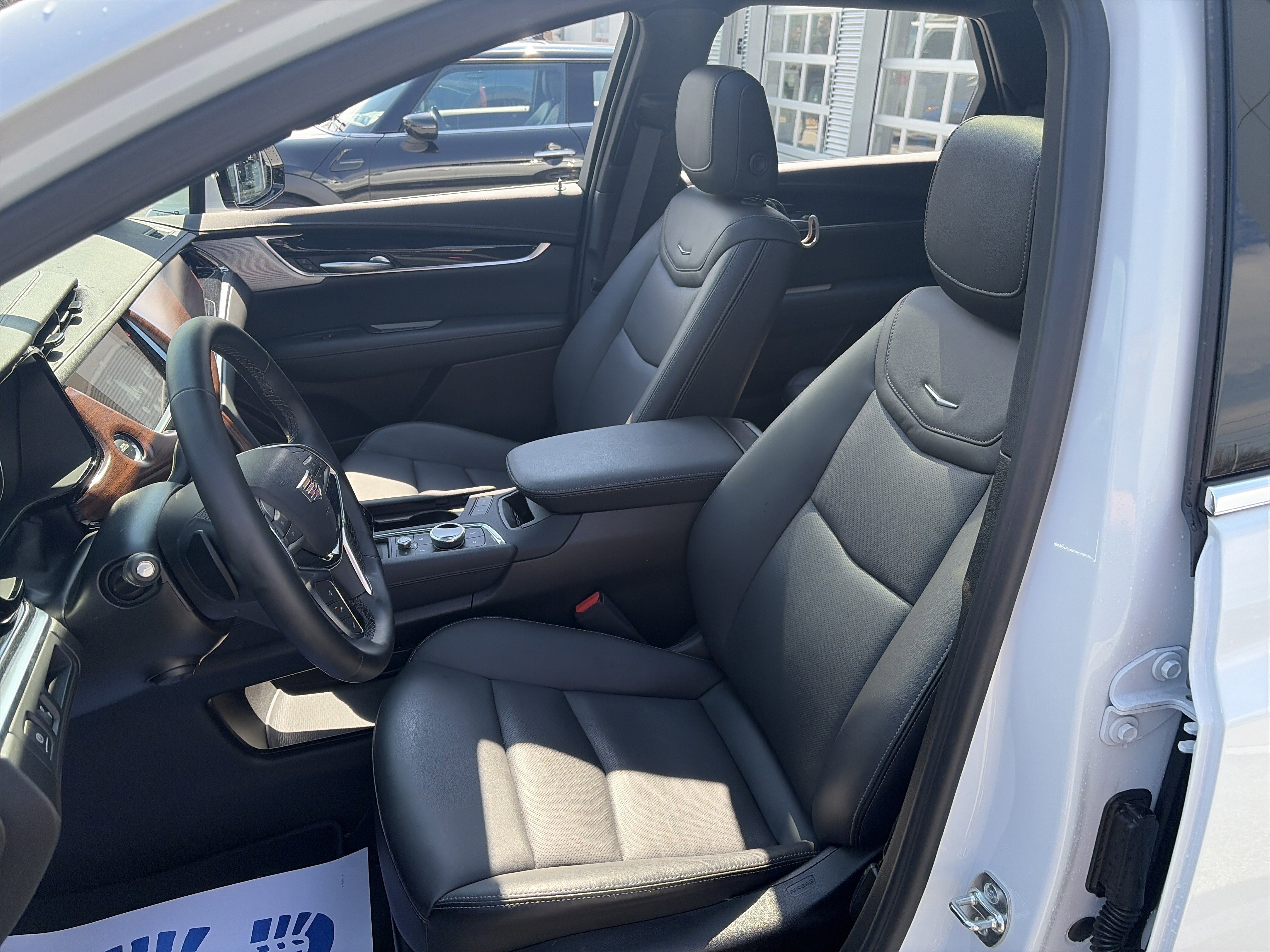 Used 2025 Cadillac XT5 Premium Luxury FWD image 21