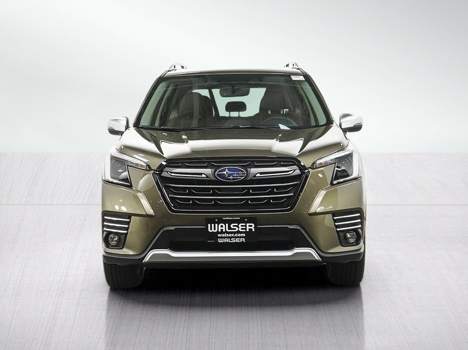 Used 2024 Subaru Forester Touring w/ Pop Package 2 AWD/4WD image 8