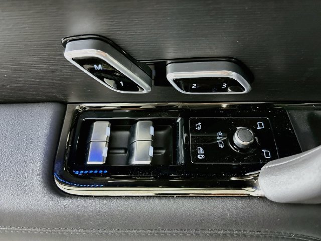 New 2027 Land Rover Range Rover Sport Dynamic SE AWD/4WD image 20