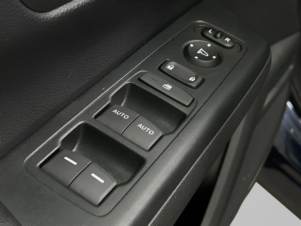 Used 2024 Honda CR-V Sport image 16