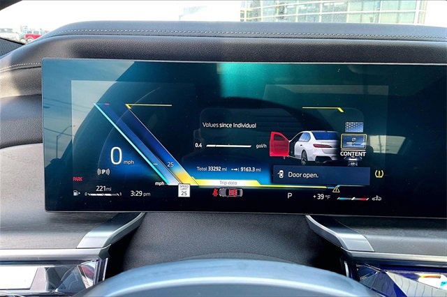 Used 2023 BMW 760i xDrive image 21